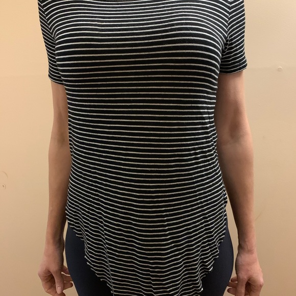 Stripped black and white Tee - Picture 3 of 5